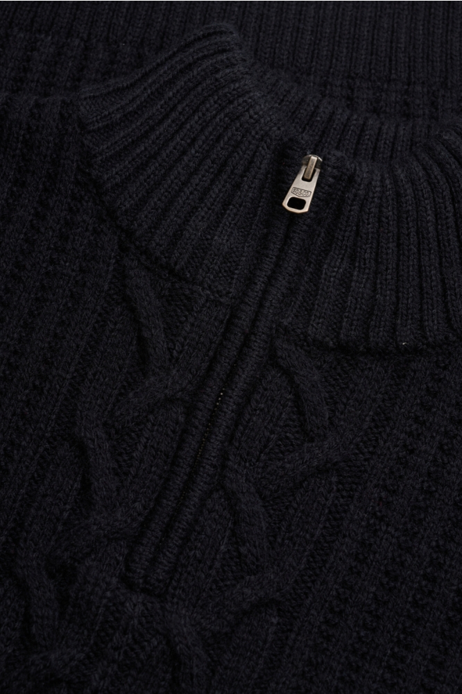 Superdry blauwe heren trui | Close up