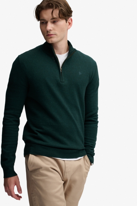 Superdry groene heren trui | Model vooraanzicht