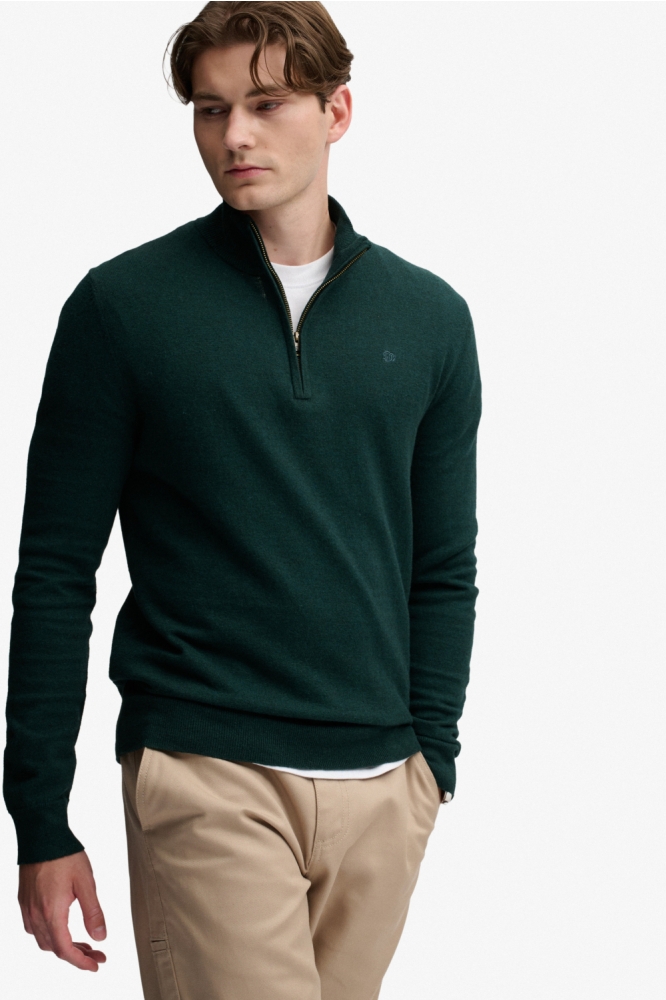 Superdry groene heren trui | Model vooraanzicht
