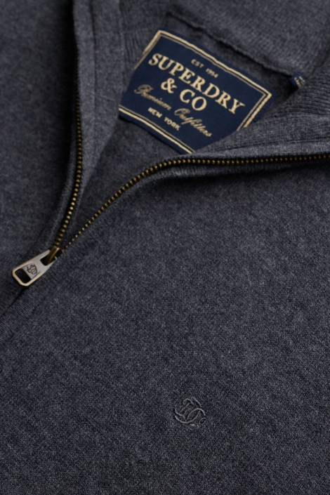 Superdry grijze heren trui | Close up