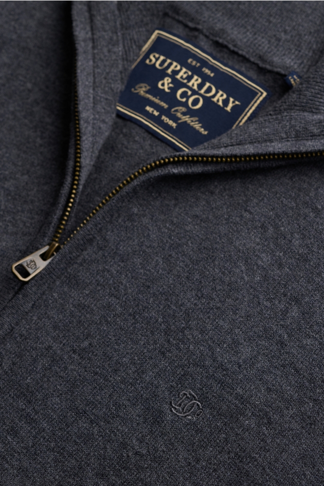 Superdry grijze heren trui | Close up