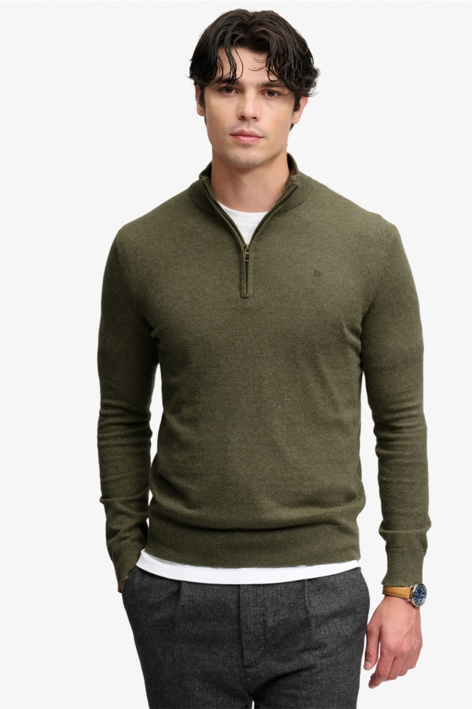 Superdry groene heren trui | Model vooraanzicht
