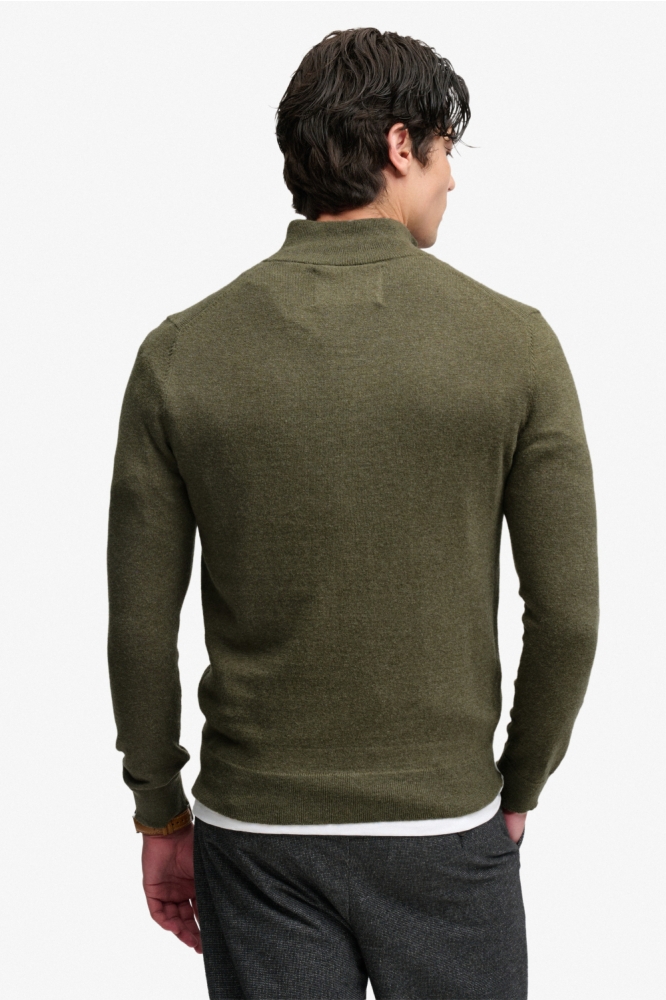 Superdry groene heren trui | Model achteraanzicht