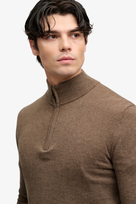 Superdry bruine heren trui | Close up