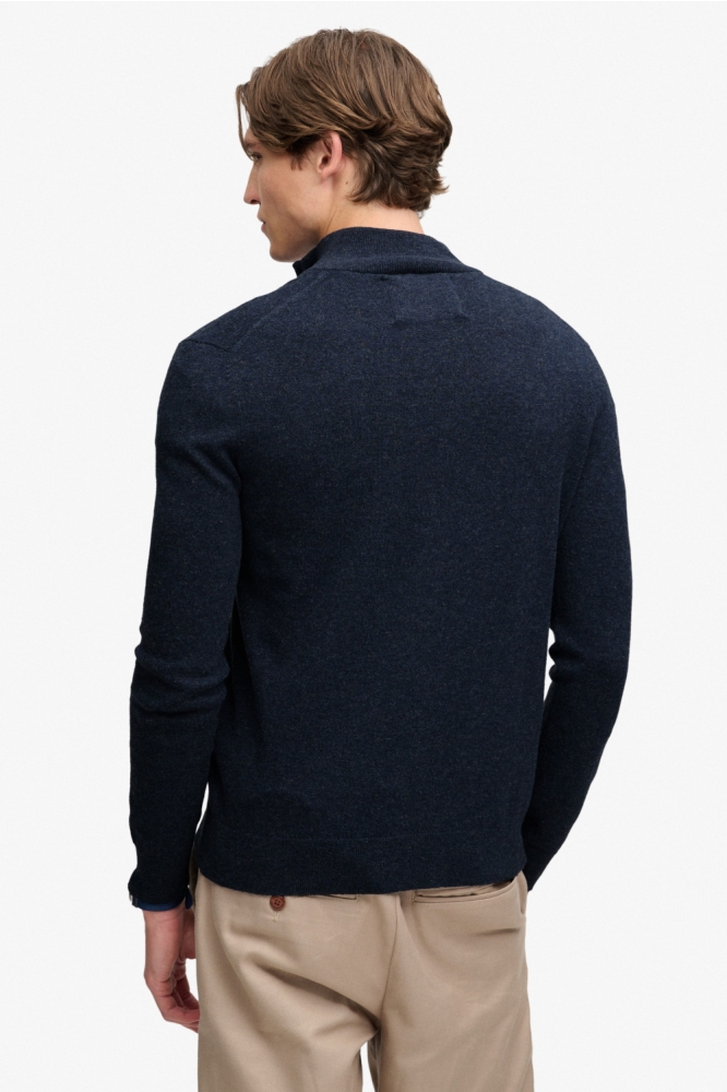 Superdry blauwe heren trui | Model achteraanzicht