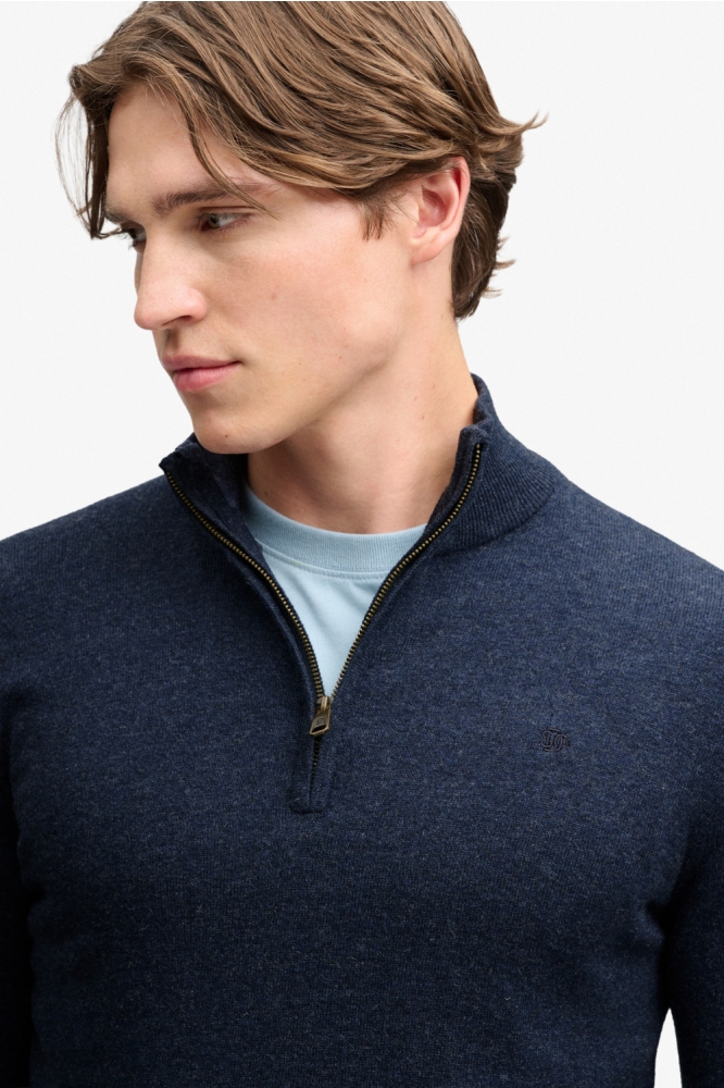 Superdry blauwe heren trui | Close up