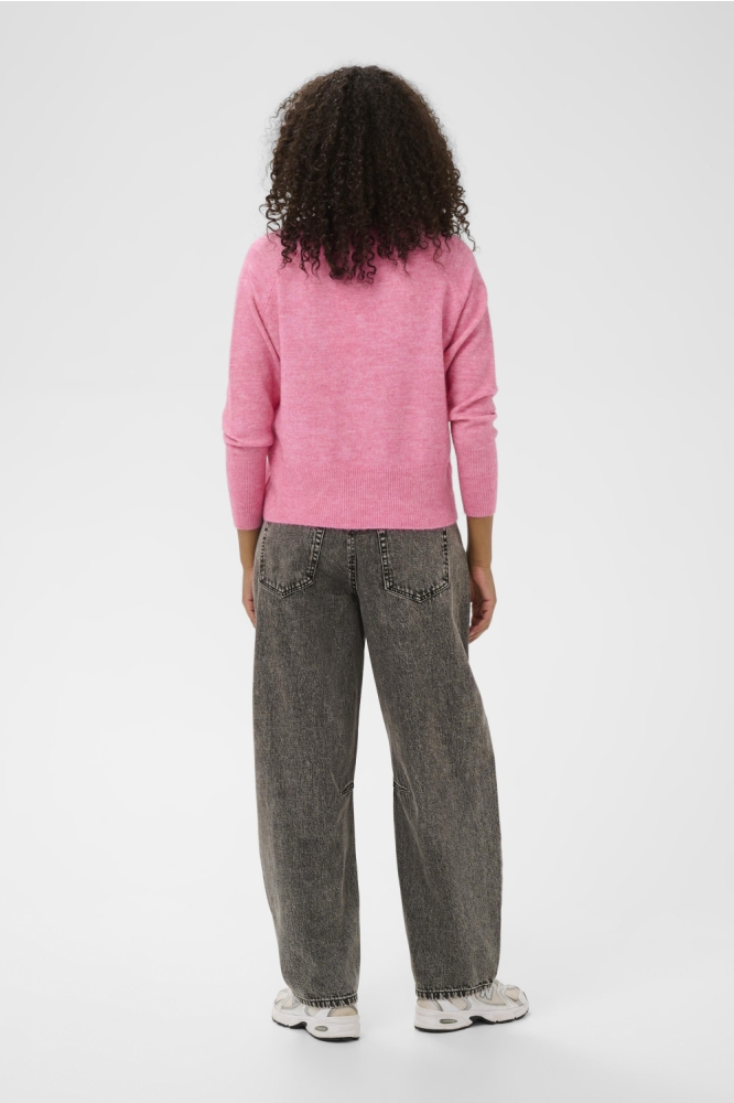 Kaffe roze dames trui | Model achteraanzicht