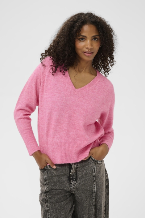 Kaffe roze dames trui | Model vooraanzicht