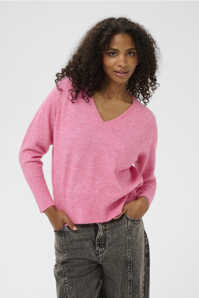 Kaffe roze dames trui | Model vooraanzicht