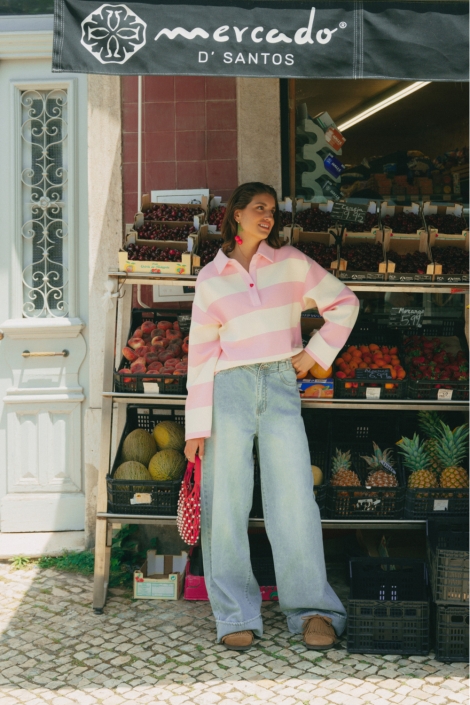 Fluresk roze dames sweater | Sfeerbeeld, In situatie