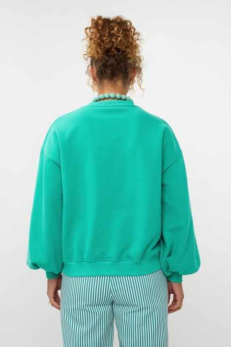 Ydence groene dames sweater | Model achteraanzicht