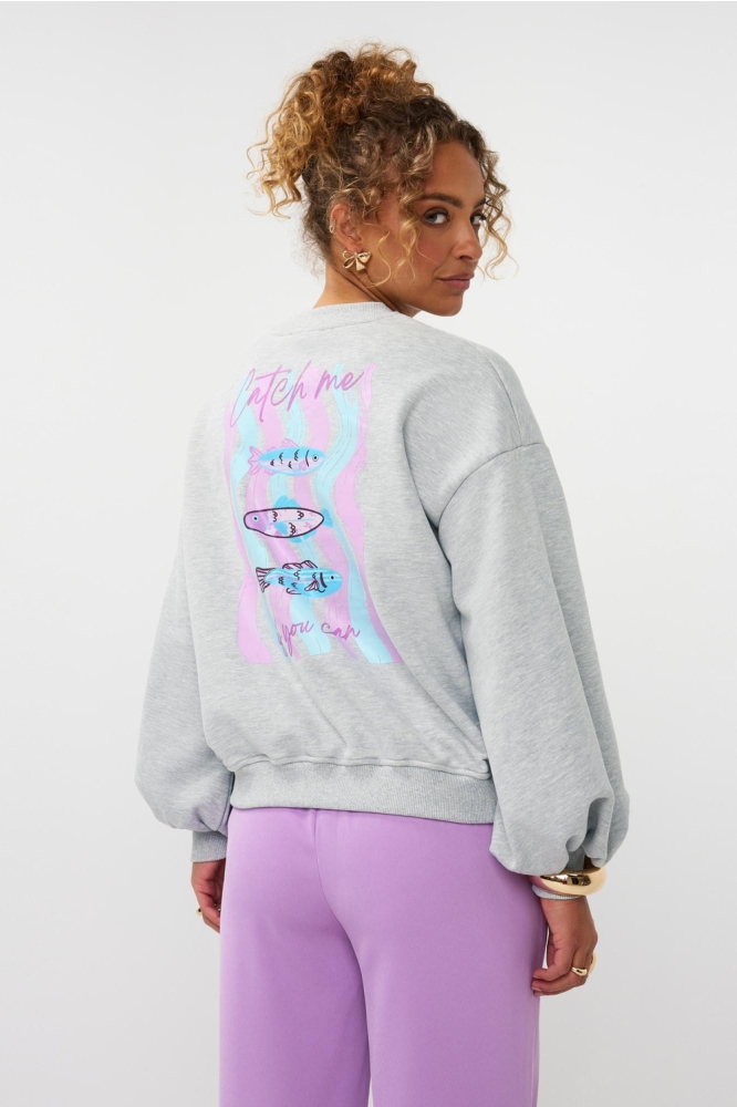 Ydence grijze dames sweater | Model achteraanzicht