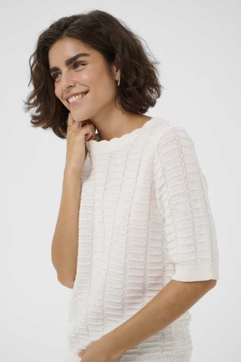 Kaffe witte dames trui | Model zijaanzicht