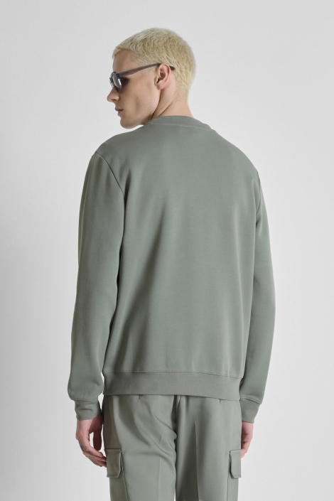 Antony Morato groene heren sweater | Model achteraanzicht