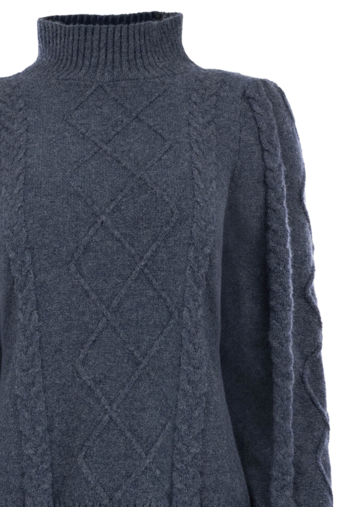 NED blauwe dames trui | Close up