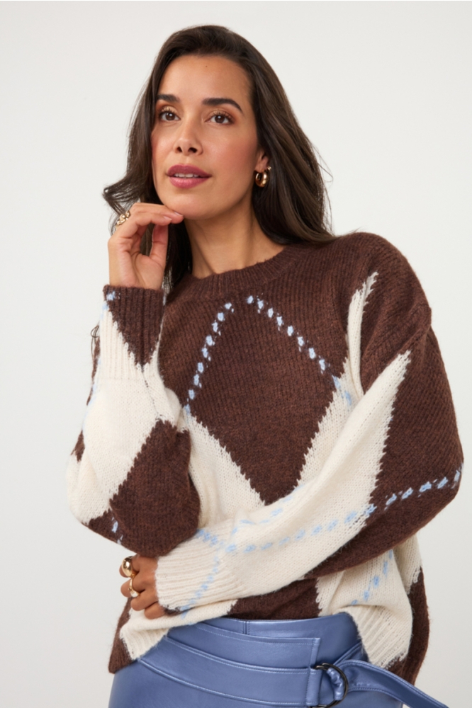 EsQualo bruine dames trui | Model vooraanzicht