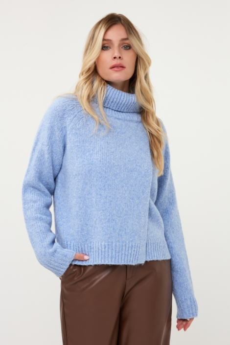 EsQualo blauwe dames trui | Model vooraanzicht