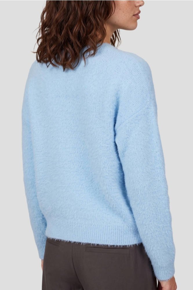 Fluresk blauwe dames trui | Model achteraanzicht