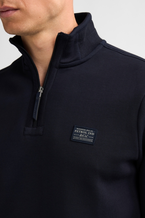 Petrol Industries blauwe heren sweater | Close up