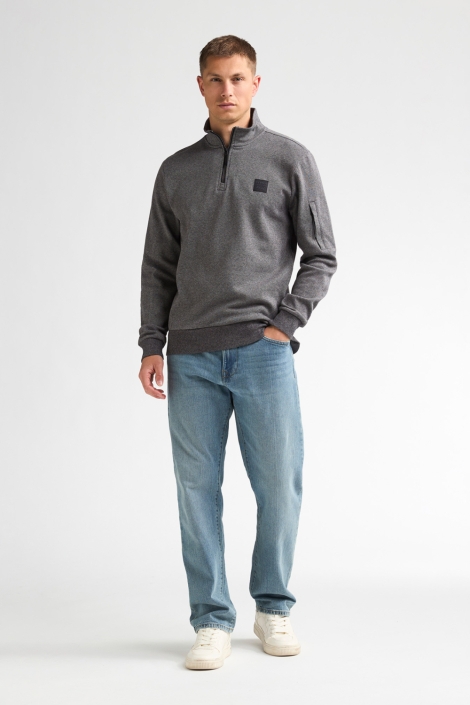 Petrol Industries zwarte heren sweater | Model