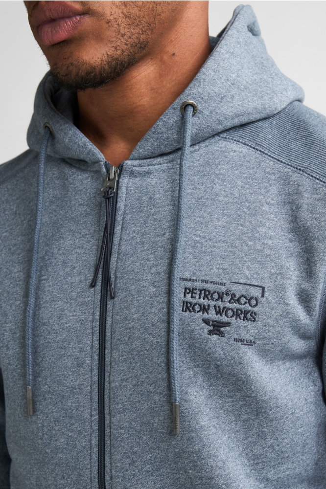 Petrol Industries blauwe heren vest | Kleurstaal