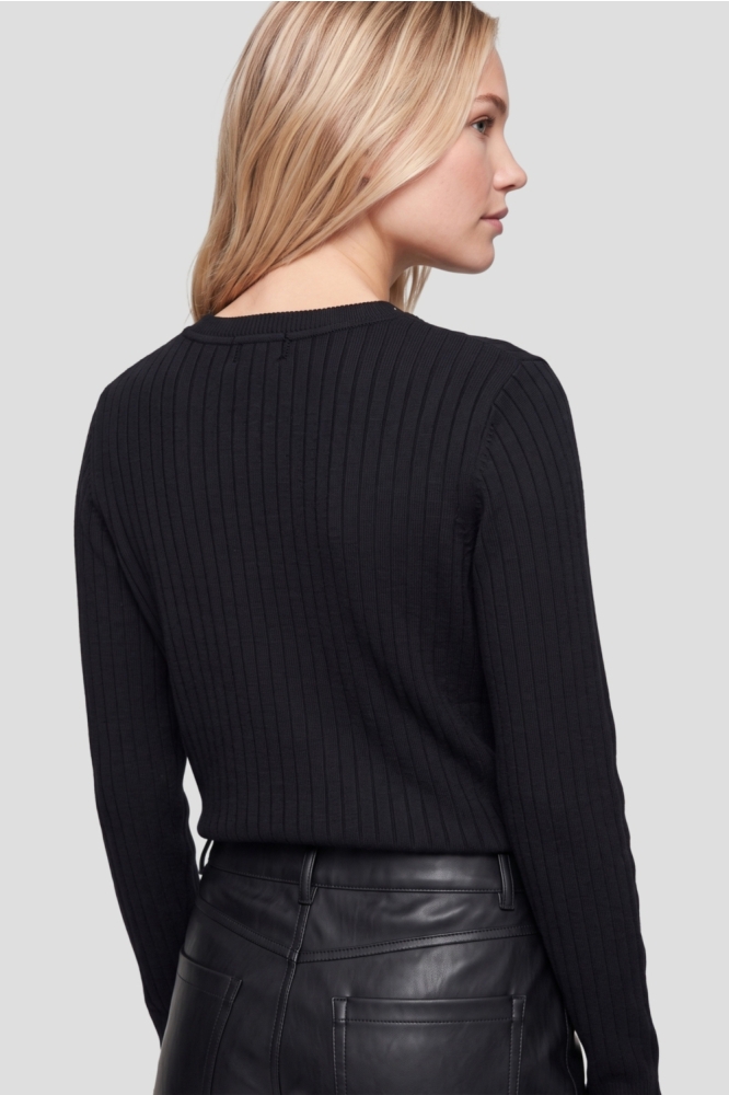C&S The Label zwarte dames trui | Model achteraanzicht