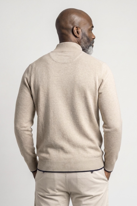 Campbell beige heren trui | Model achteraanzicht