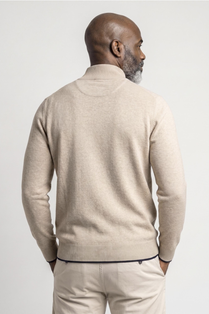 Campbell beige heren trui | Model achteraanzicht