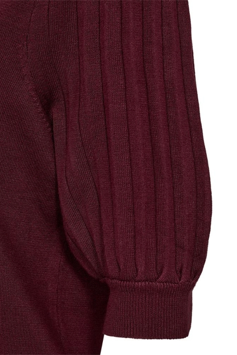 Freequent bordeaux dames trui | Close up