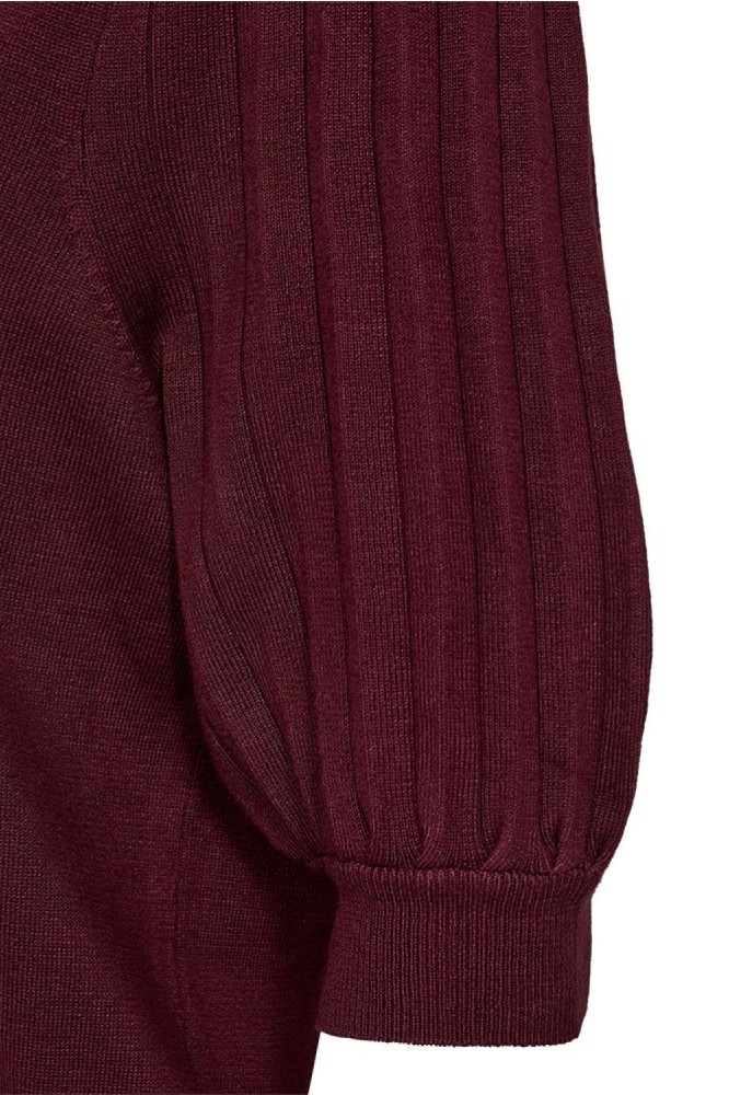 Freequent bordeaux dames trui | Close up