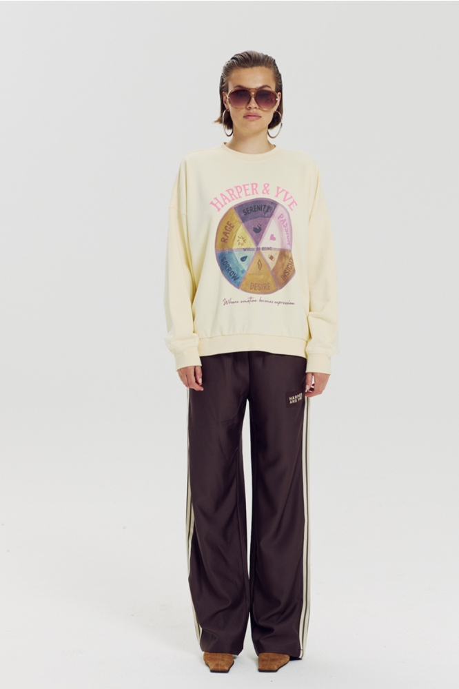 Harper & Yve gele dames sweater | Model
