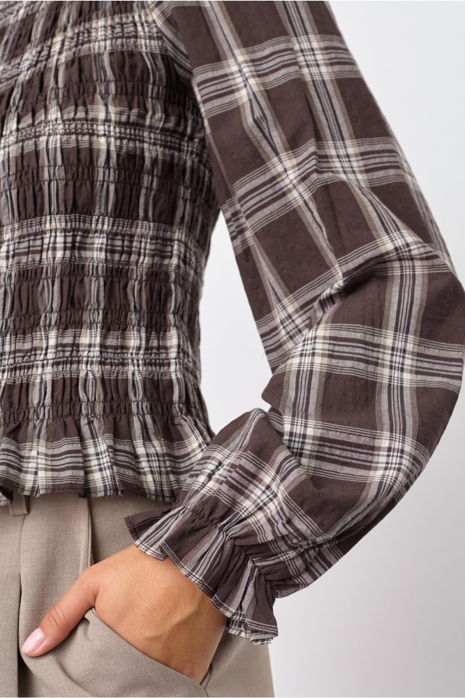 SisterS point bruine dames blouse | Close up