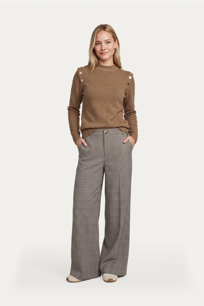 C&S The Label bruine dames trui | Model