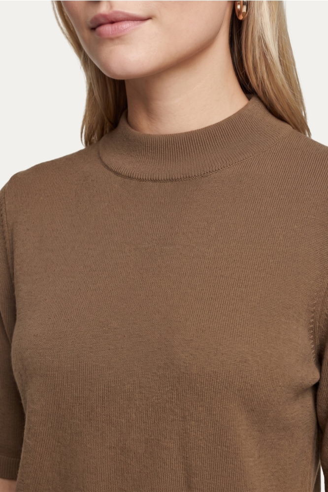 C&S The Label bruine dames trui | Close up