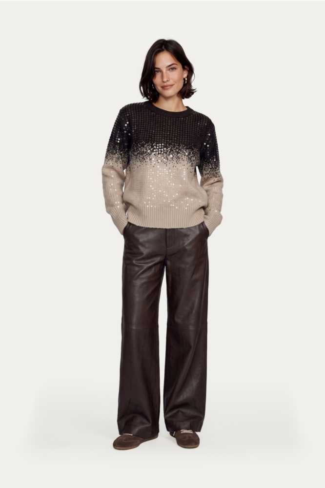 C&S The Label bruine dames trui | Model