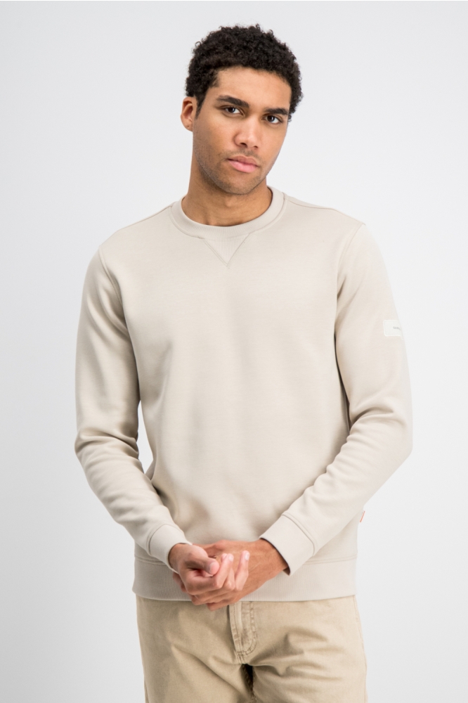 Gabbiano zand heren sweater | Model vooraanzicht