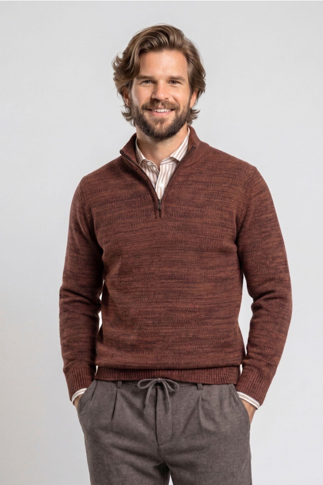 Campbell cognac heren trui | Model vooraanzicht