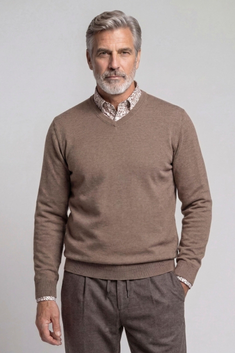 Campbell camel heren trui | Model vooraanzicht