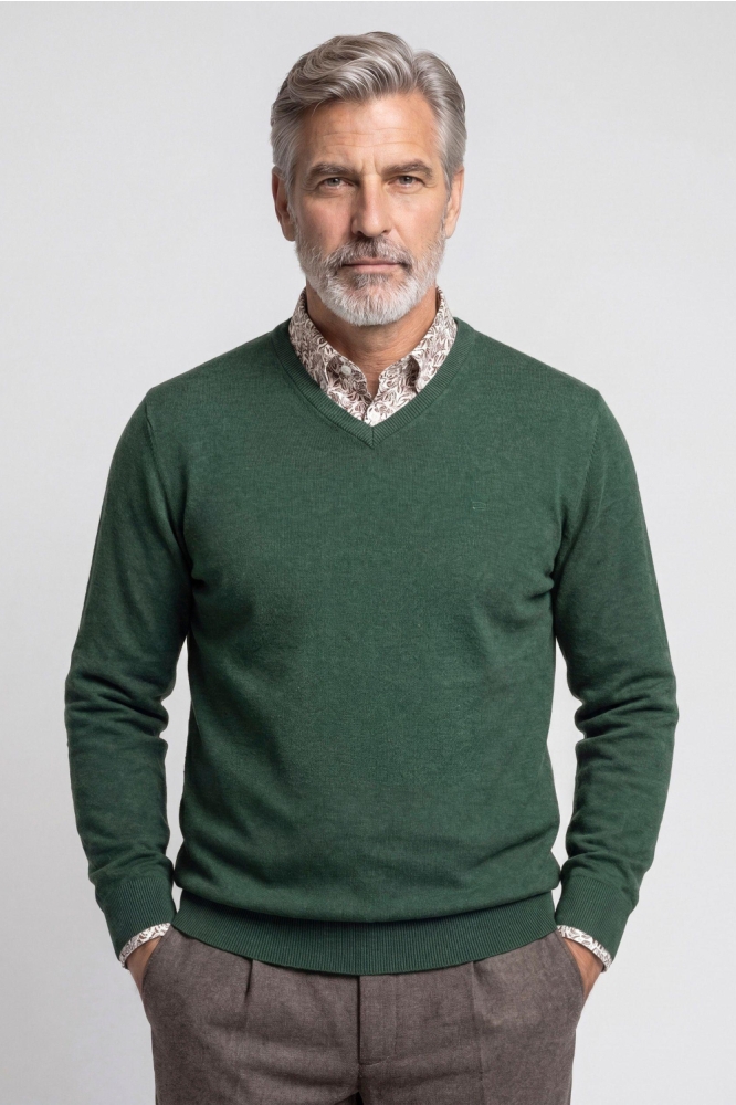 Campbell groene heren trui | Model vooraanzicht