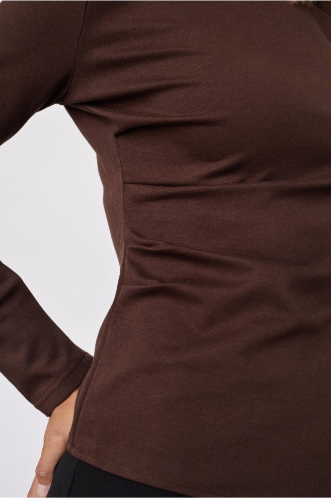 SisterS point bruine dames t-shirt | Close up
