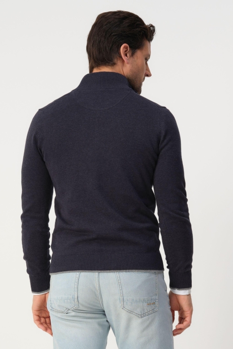 Campbell blauwe heren trui | Model achteraanzicht