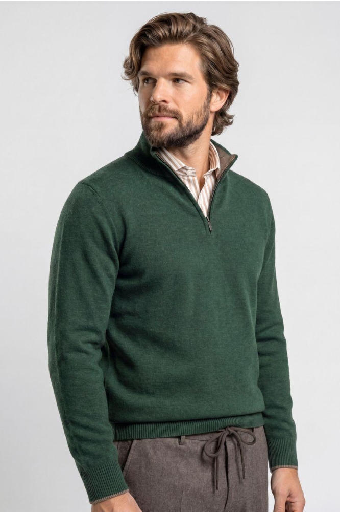 Campbell groene heren trui | Model zijaanzicht