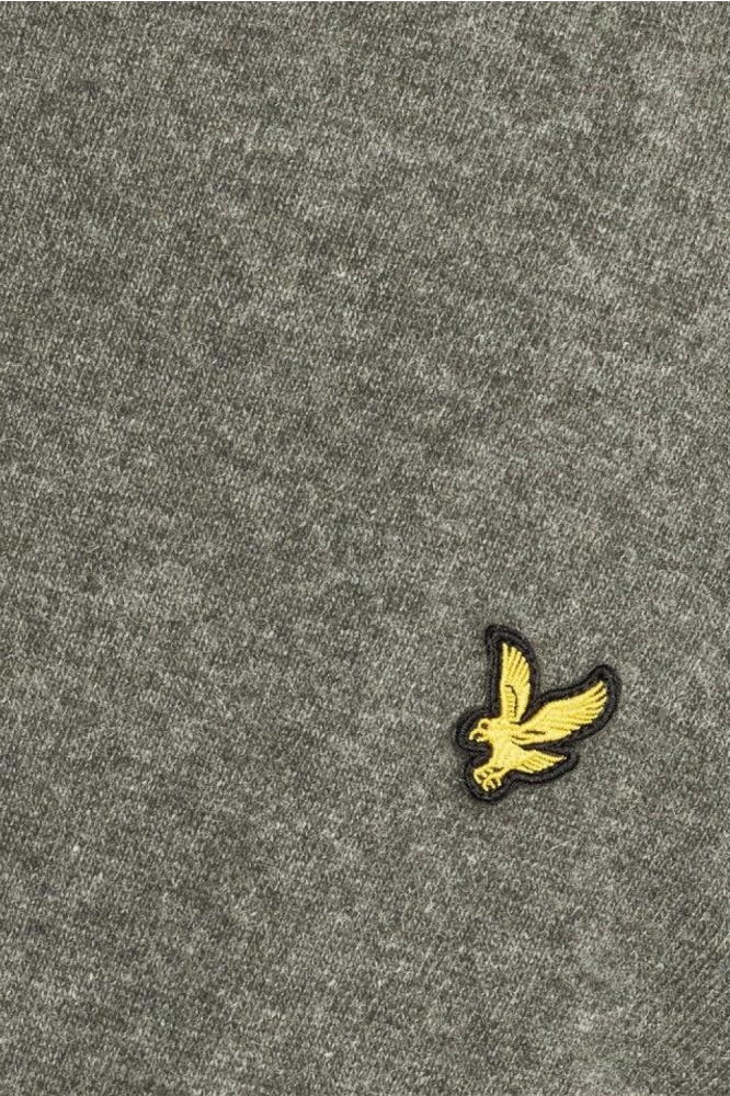 Lyle & Scott groene heren trui | Close up