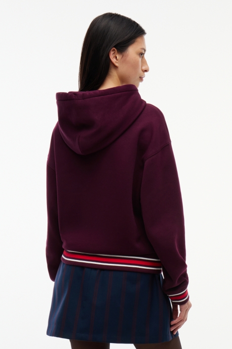 Tommy Jeans bordeaux dames sweater | Model achteraanzicht