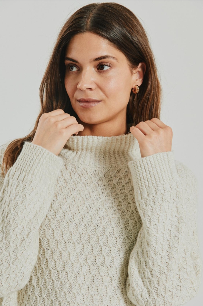 Freequent beige dames trui | Close up