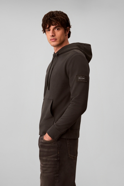 Calvin Klein zwarte heren sweater | Model zijaanzicht