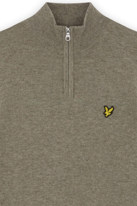 Lyle & Scott groene heren trui | Close up