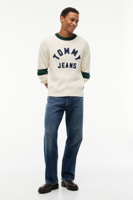 Tommy Jeans beige heren trui | Model