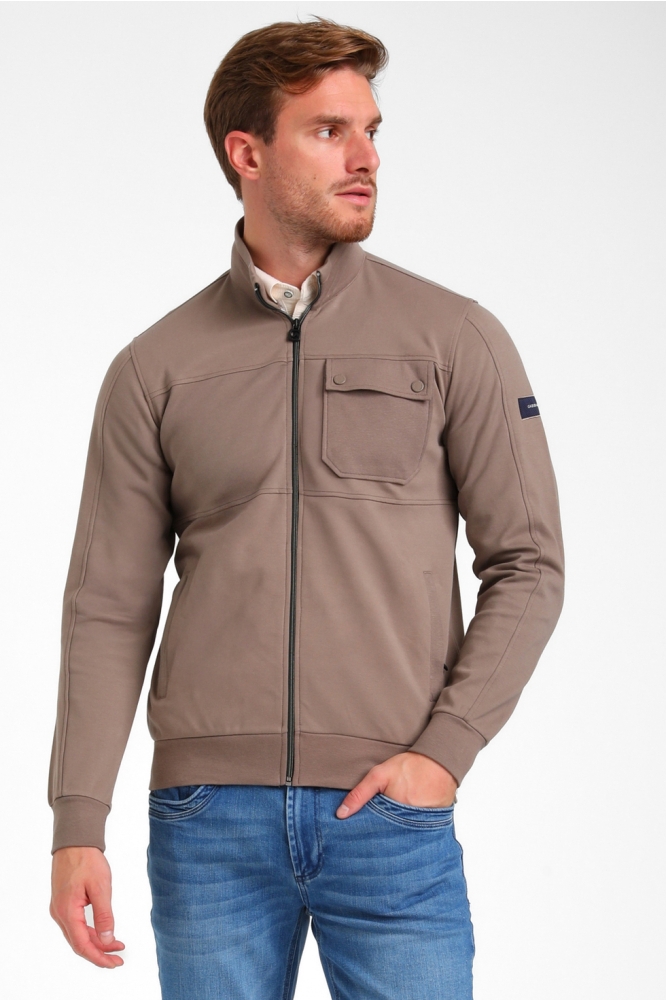 Gabbiano taupe heren vest | Model vooraanzicht