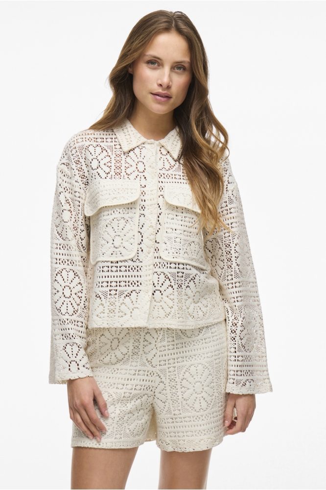 Vila witte dames vest | Model vooraanzicht